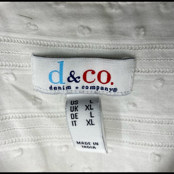 NWOT Denim & Co white button front big shirt with flicked dot. - Picture 2 of 10